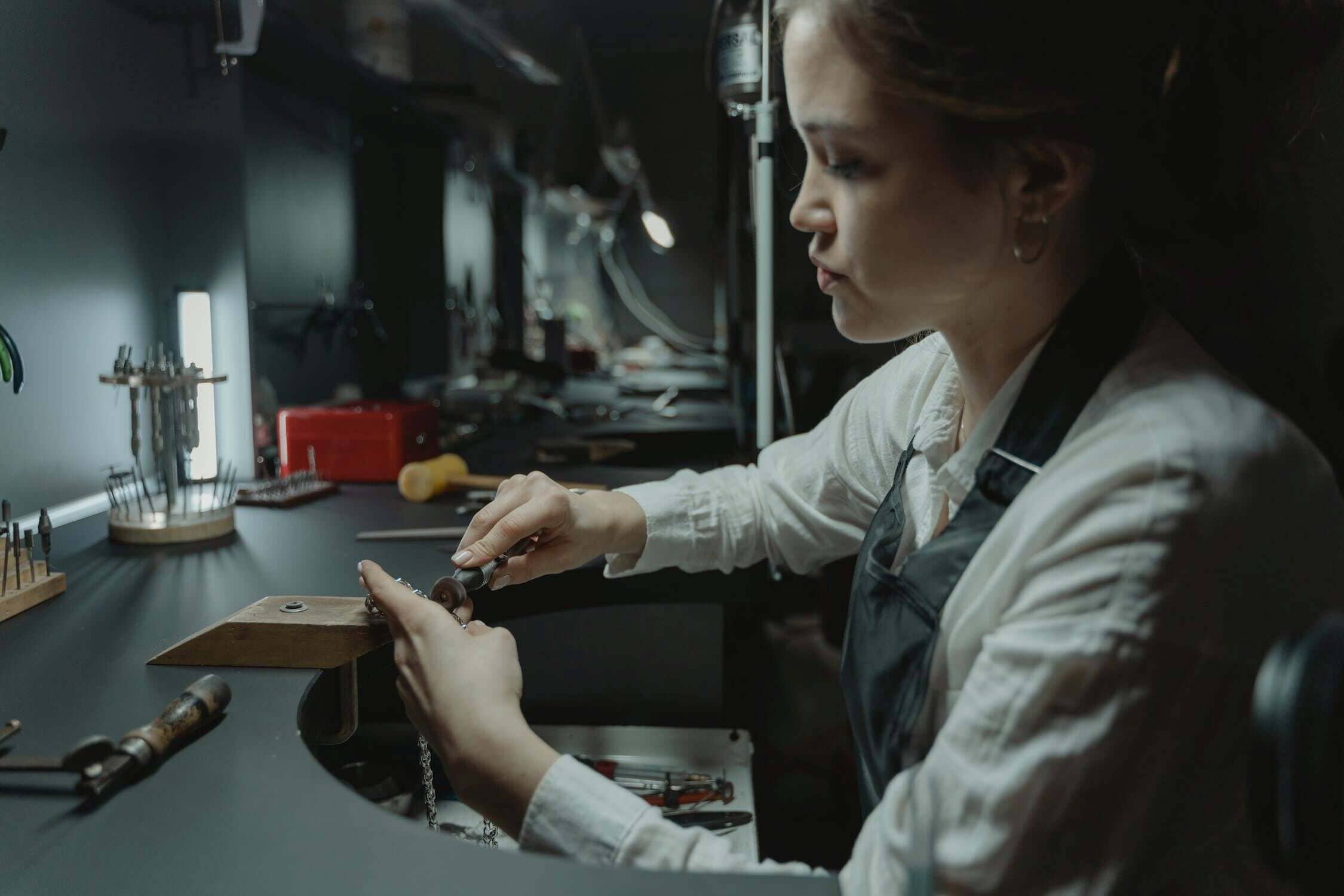 Indulge in Luxury: The Ultimate Guide to Valentines Jewelry