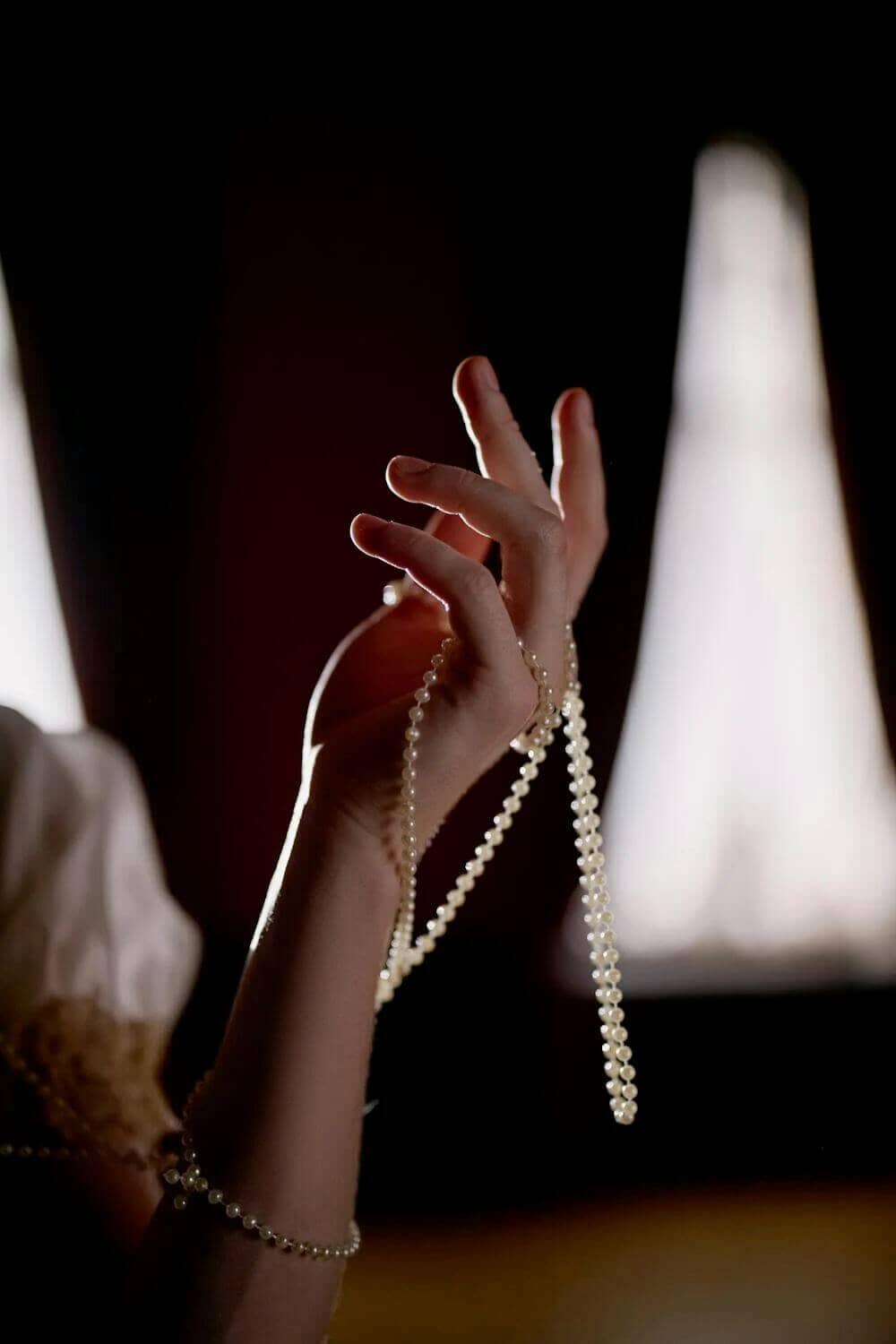 Stunning Pearl Bracelet Styling Ideas