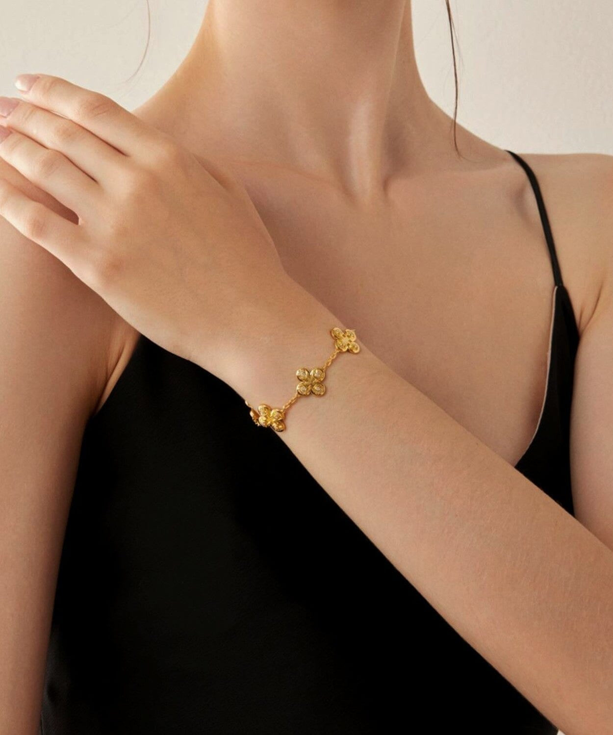 24K Gold Clover Bracelet Saurin Jiya