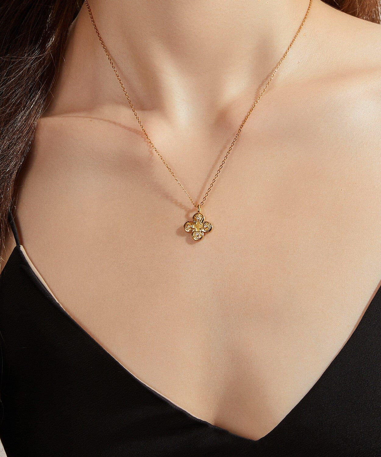 24K Gold Clover Necklace Saurin Jiya