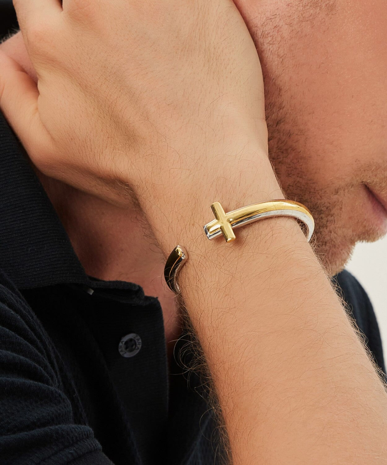 24K Gold Cross Bracelet Saurin Jiya