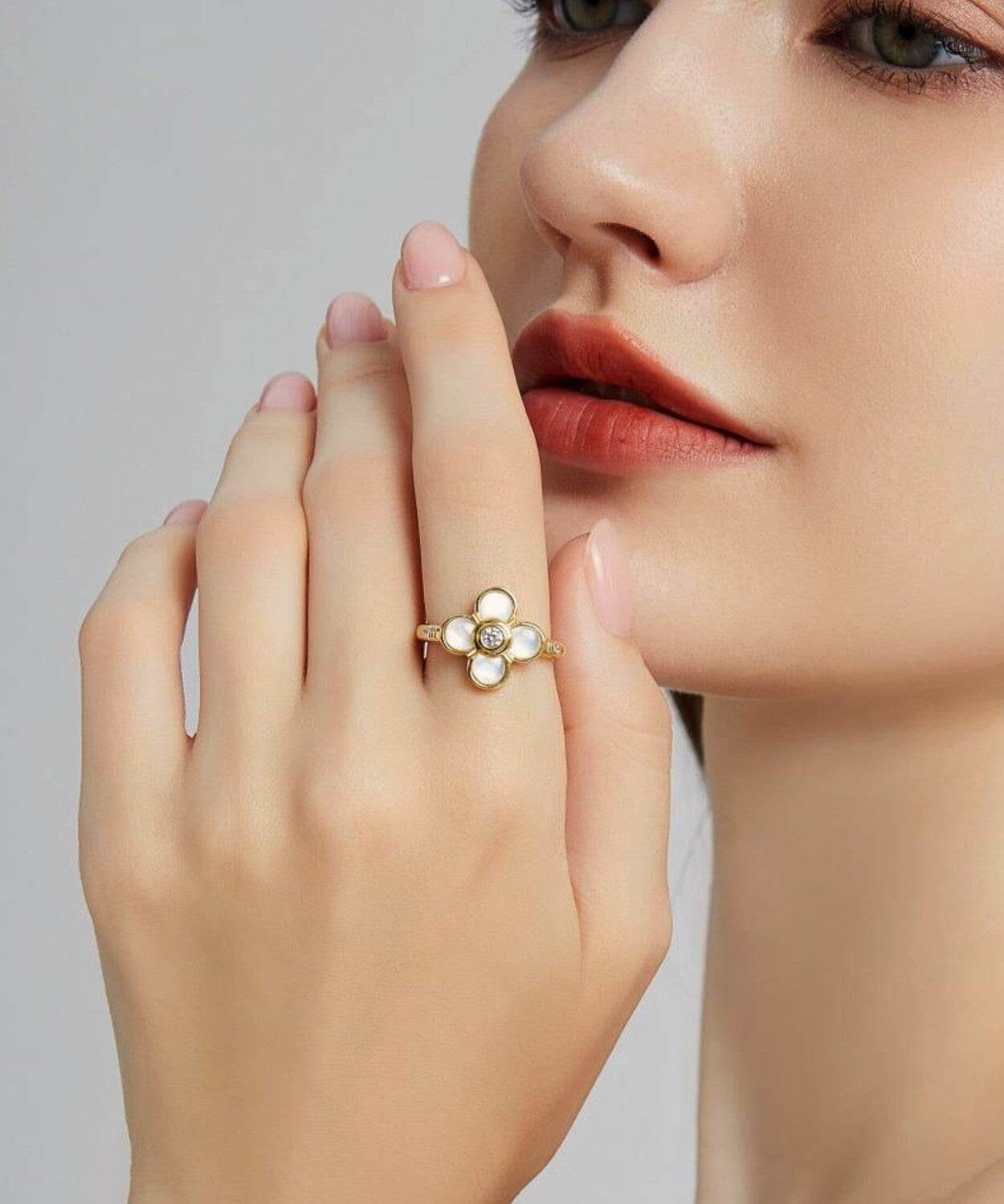 24K Gold Four Leaf Clover Ring Saurin Jiya