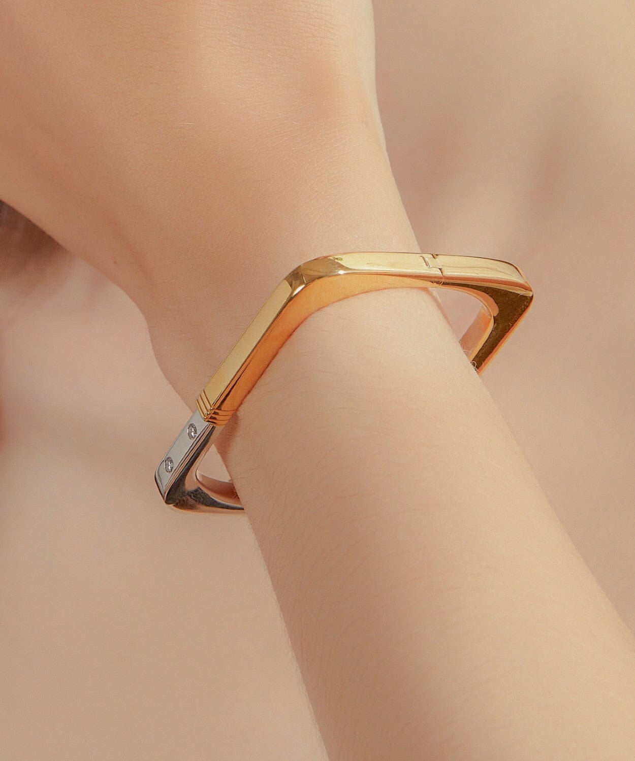 24k Gold Love Lock Bracelet Saurin Jiya