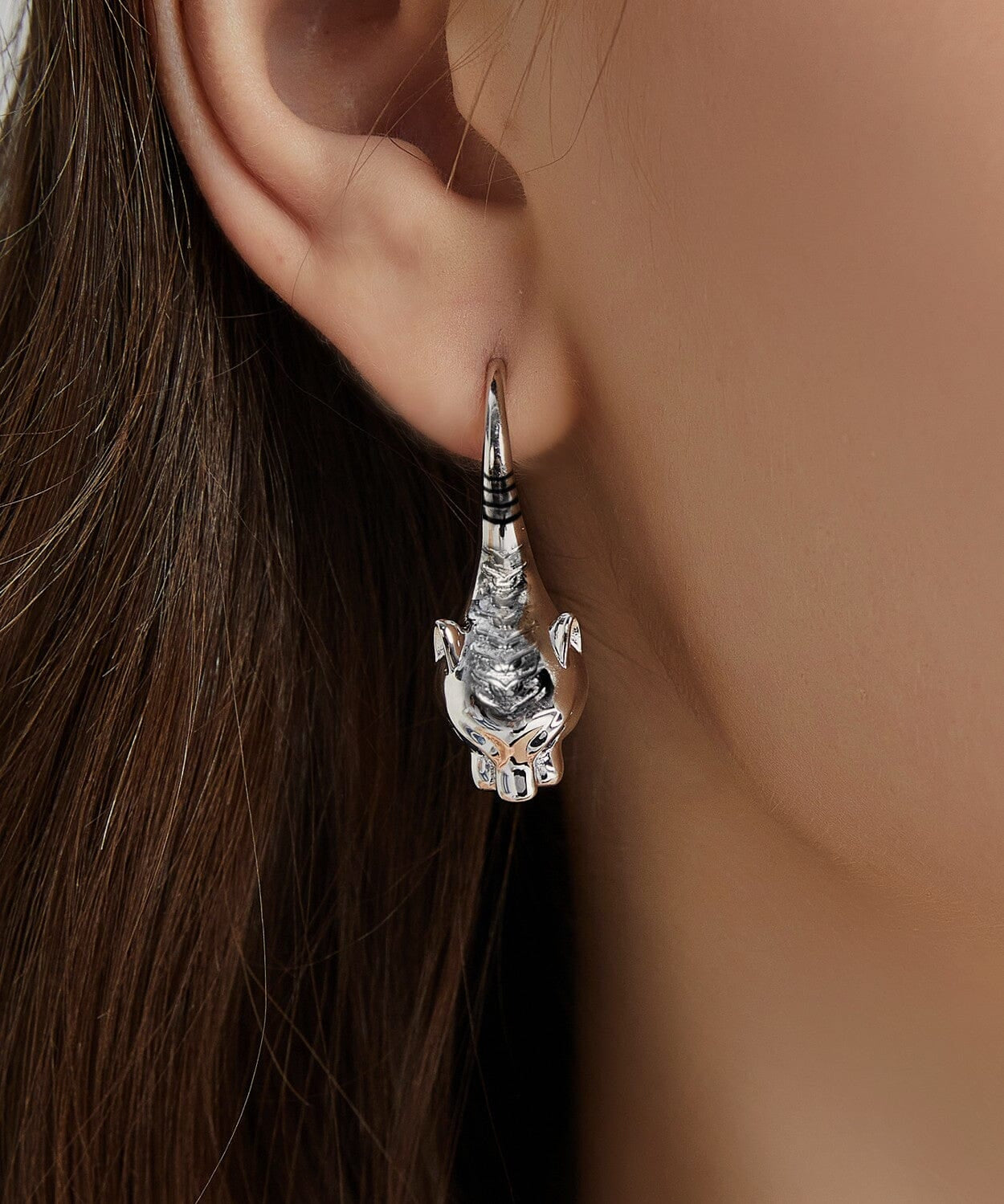 24K White Gold Leopard Earring Saurin Jiya