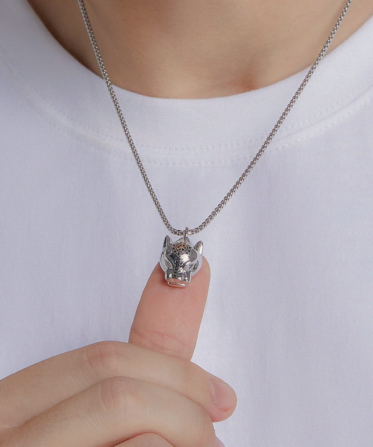 24K White Gold Panther Pendant Saurin Jiya