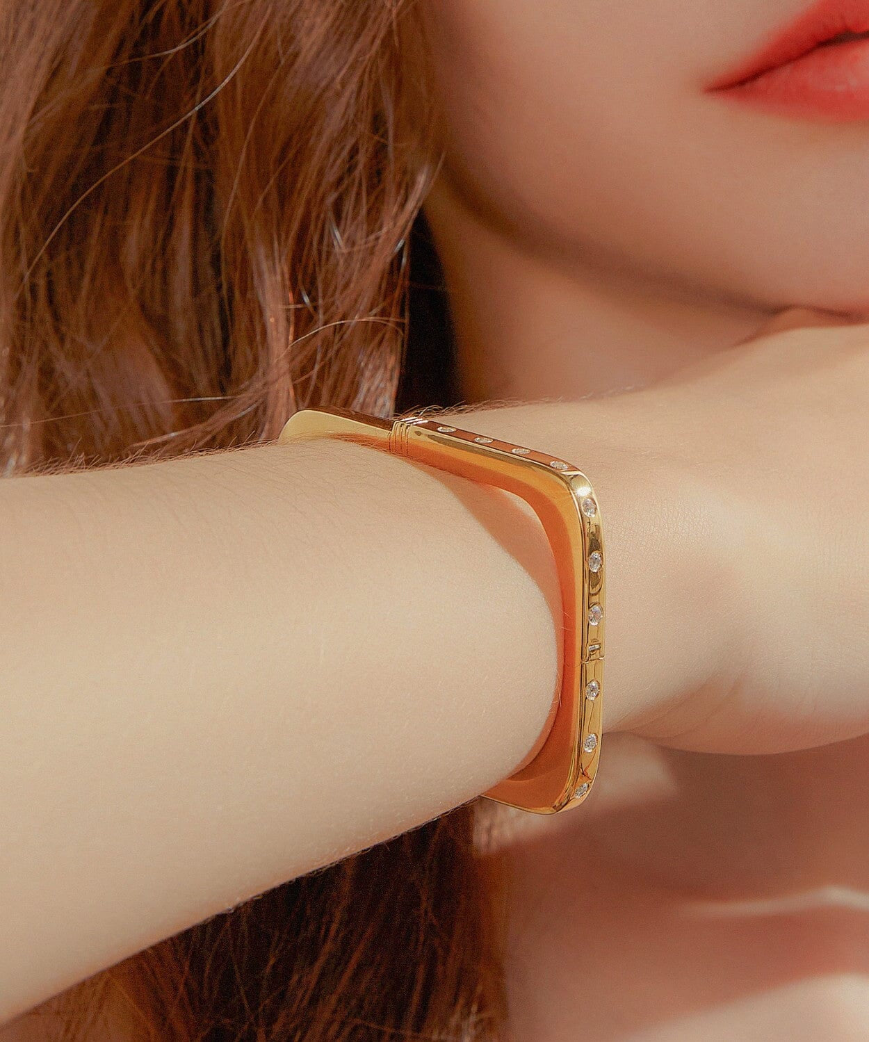 24K Yellow Gold Locking Bracelet Saurin Jiya