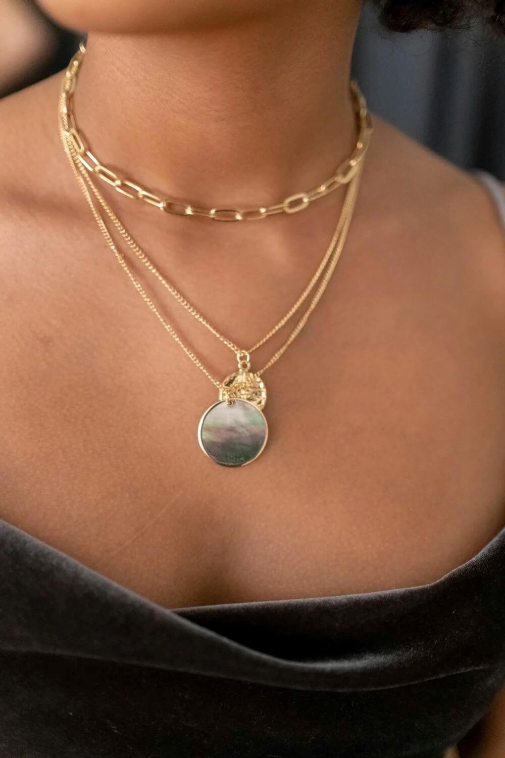 How to Style Layered Necklaces: Tips and Inspiration