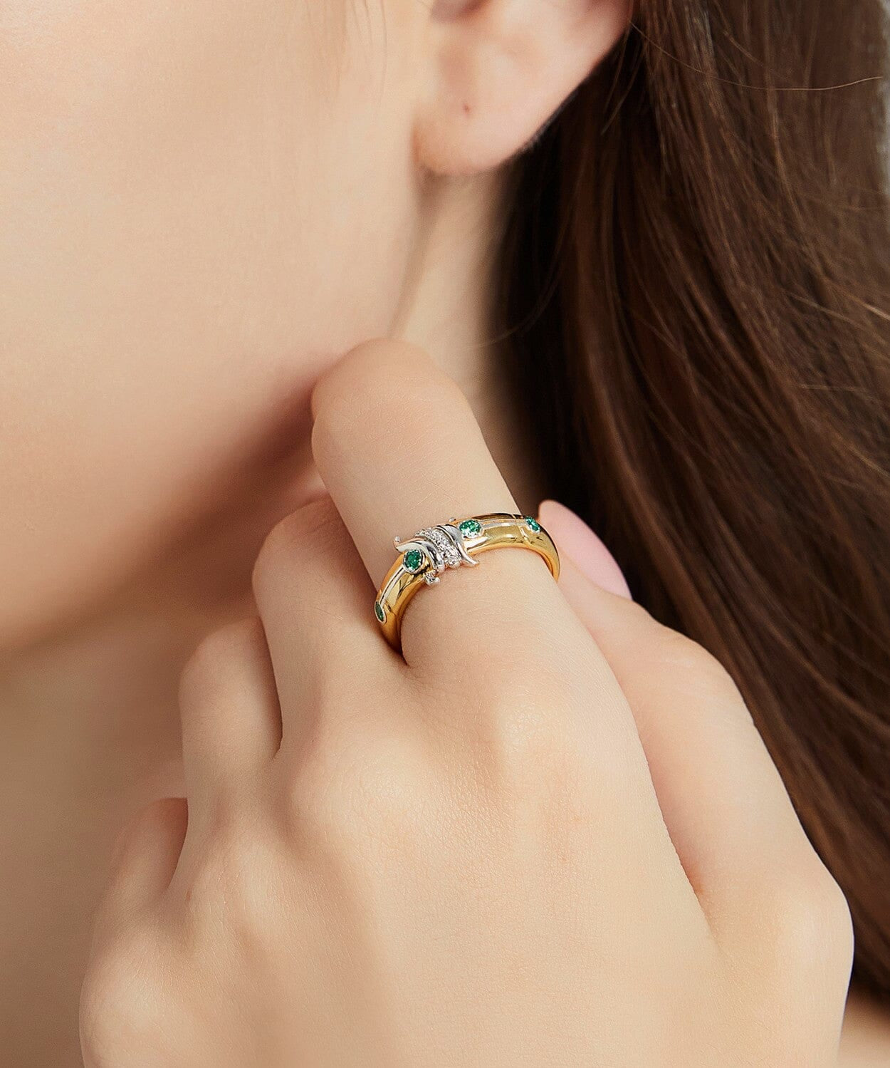 24K Gold Enchanted Emerald Ring Saurin Jiya