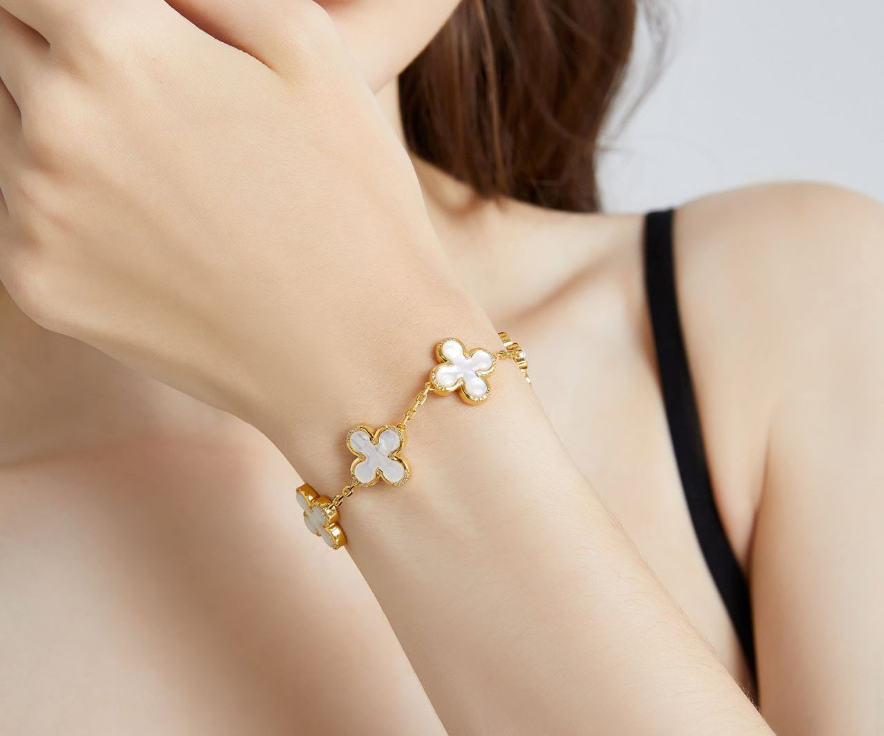 Mother of Pearl Clover BraceletHandcrafted Fine Jewelry