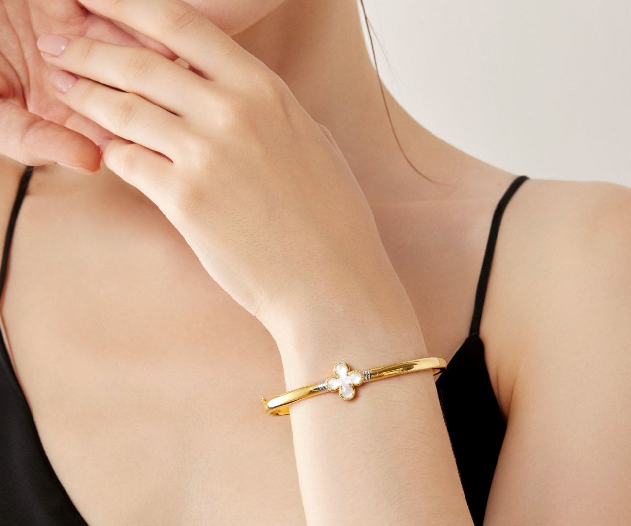 clover gold braceletHandcrafted Fine Jewelry