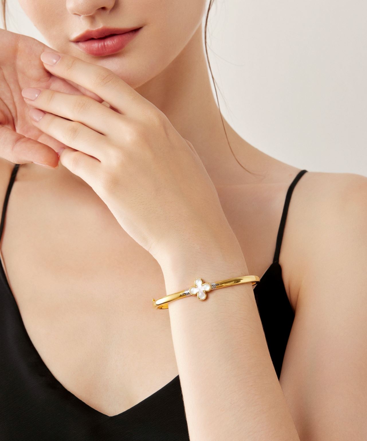 clover gold bracelet
