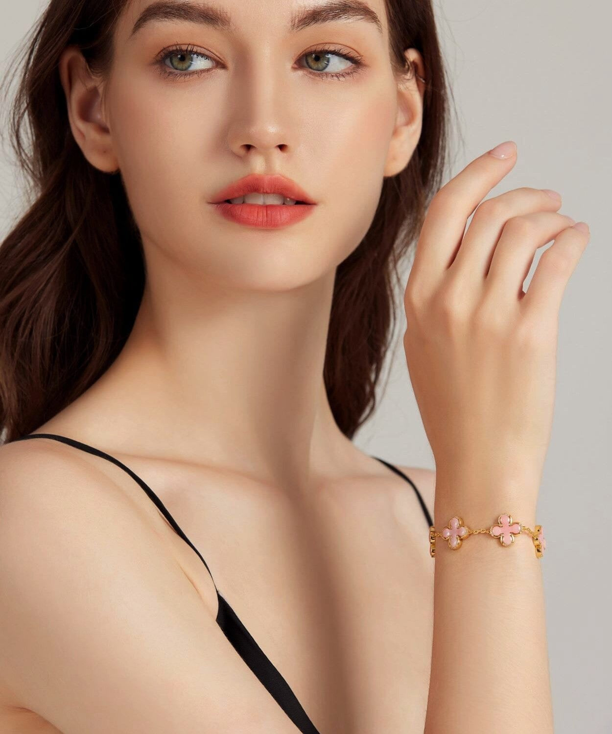 24K Gold Pink Shell Clover Bracelet Saurin Jiya