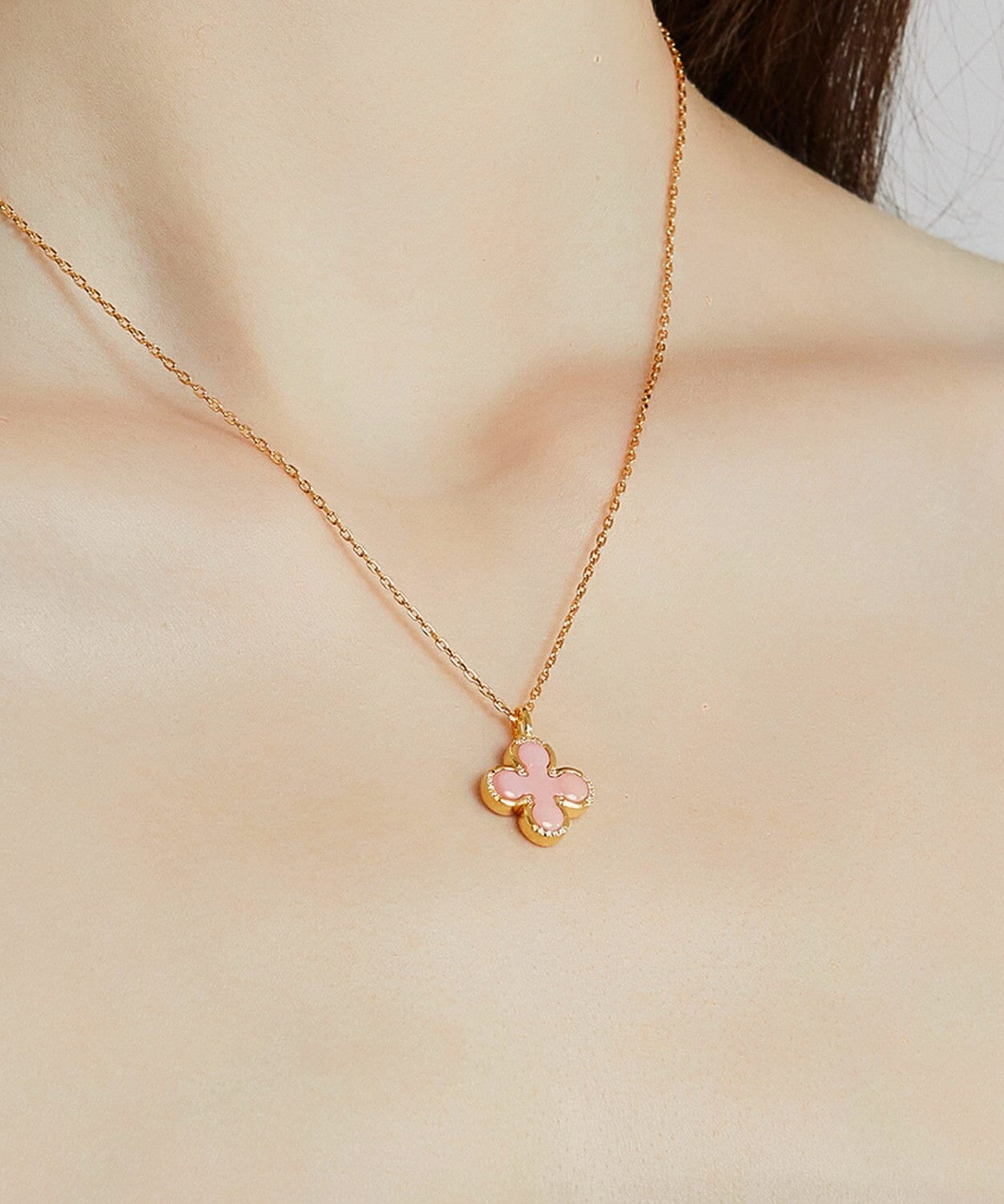 24K Gold Pink Shell Clover Necklace Saurin Jiya